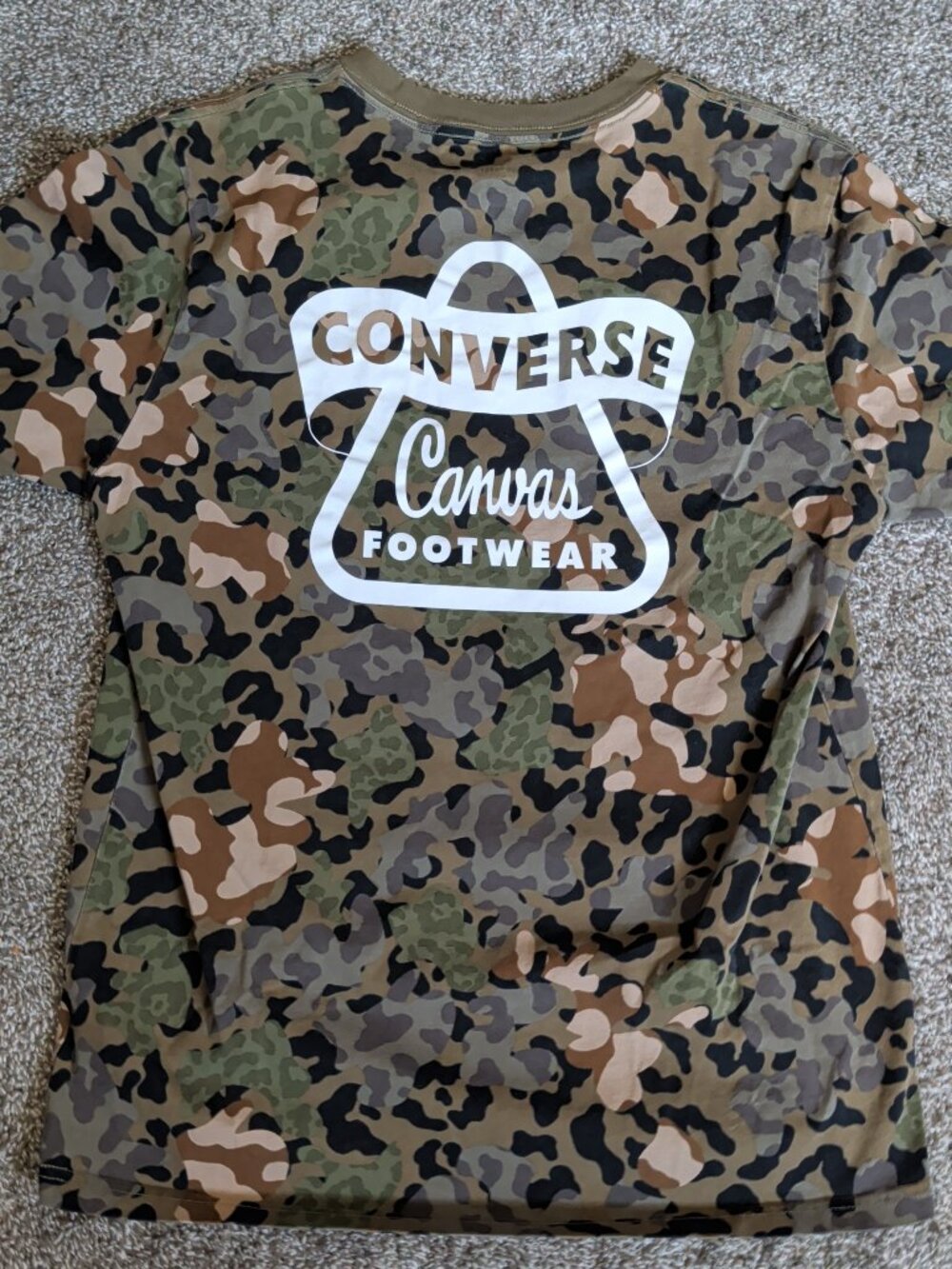 Converse Canvas Footwear Camouflage Pocket Short Sleeve Size Small Skate Shirt